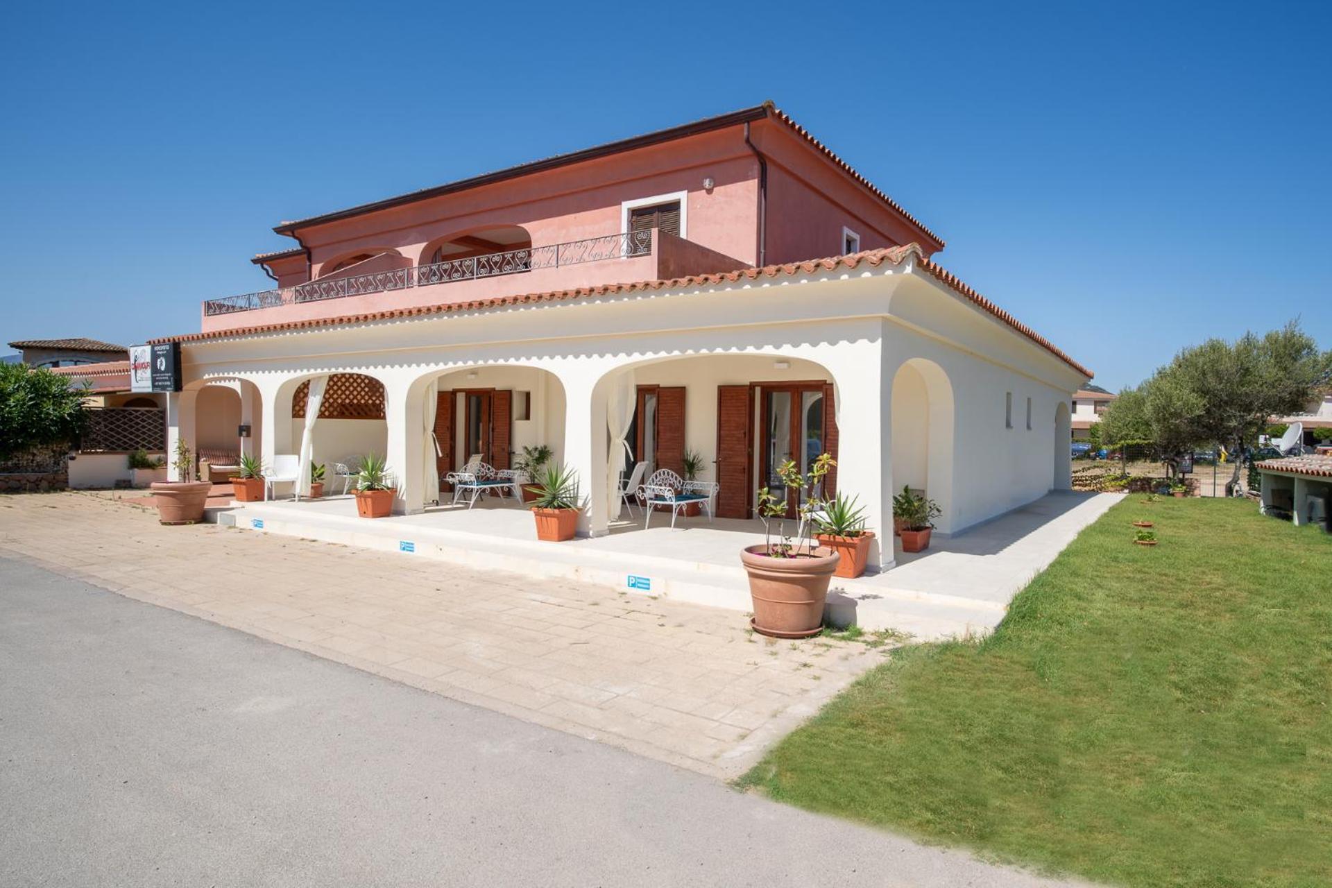 Ambra Holiday Rooms - Rooms & Beach San Teodoro  Εξωτερικό φωτογραφία